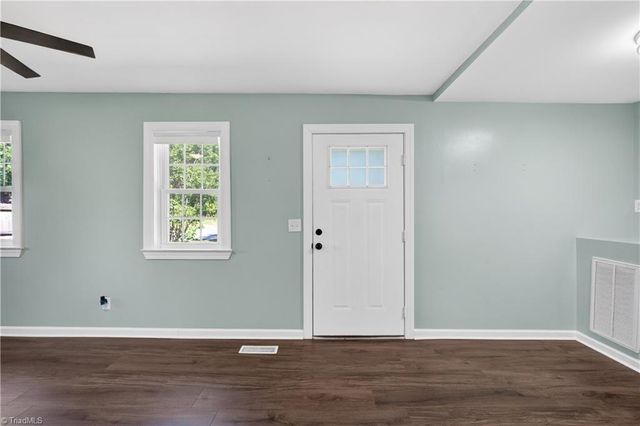 4306 Plainfield Road, Sophia, NC 27350