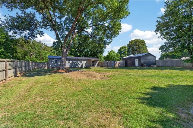 4306 Plainfield Road, Sophia, NC 27350