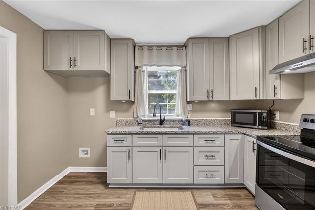 4306 Plainfield Road, Sophia, NC 27350