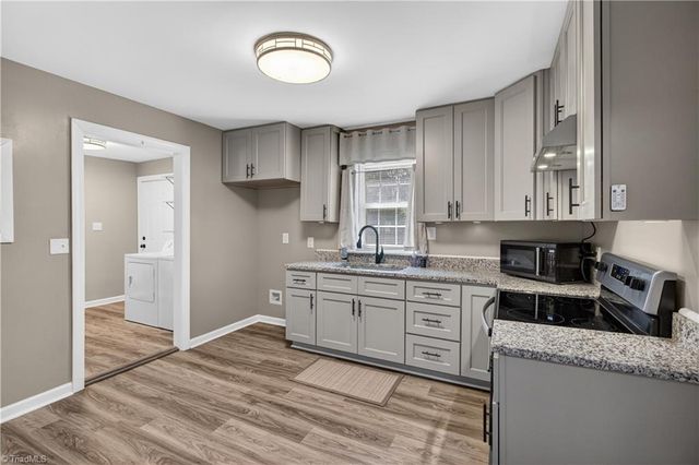 4306 Plainfield Road, Sophia, NC 27350