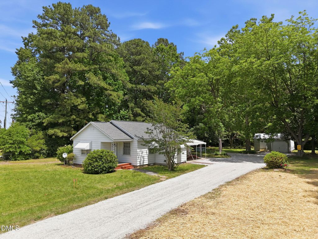 1094 Wilsons Mills Road, Smithfield, NC 27577
