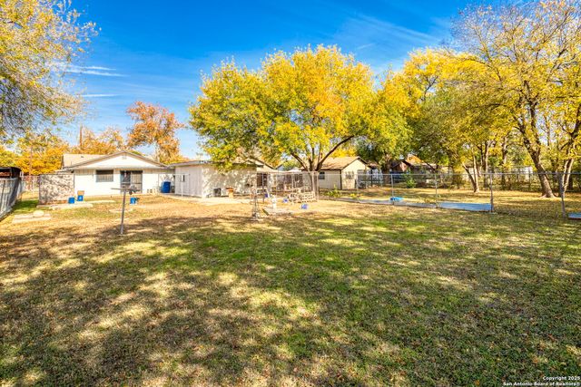 1322 Kendalia, San Antonio, TX 78224