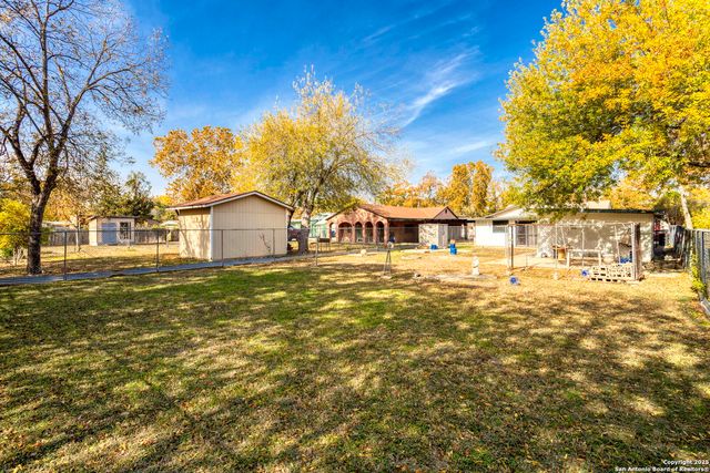 1322 Kendalia, San Antonio, TX 78224