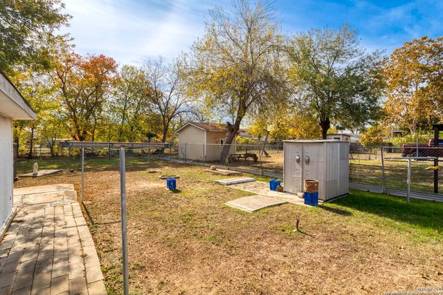 1322 Kendalia, San Antonio, TX 78224