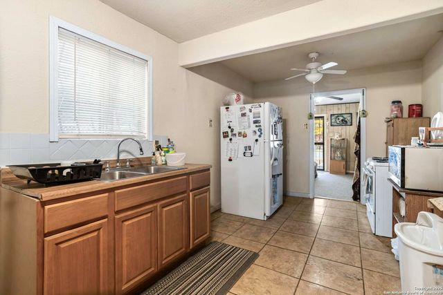 1322 Kendalia, San Antonio, TX 78224