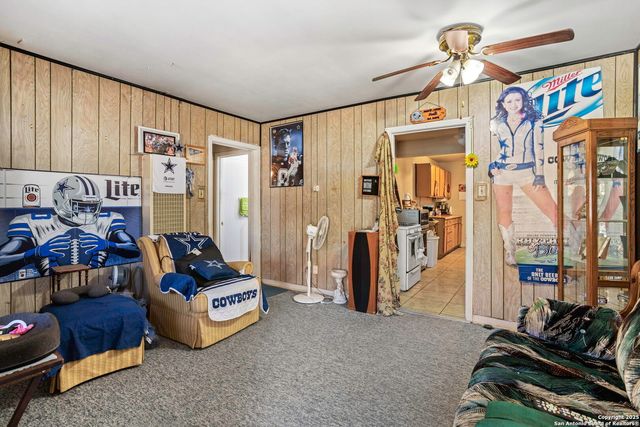 1322 Kendalia, San Antonio, TX 78224