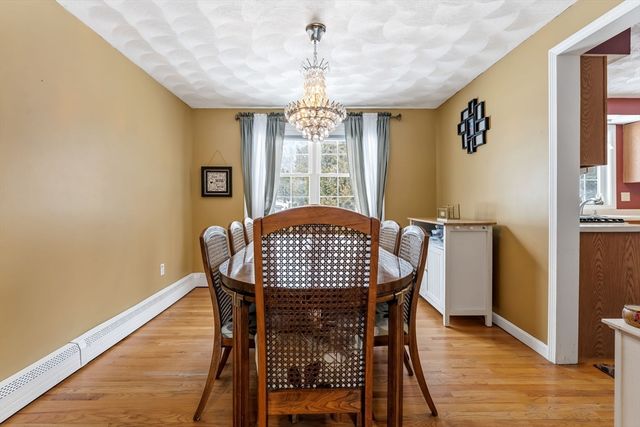 1 Rosemary Ln, Chelmsford, MA 01824