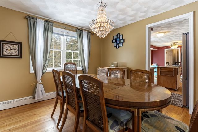 1 Rosemary Ln, Chelmsford, MA 01824