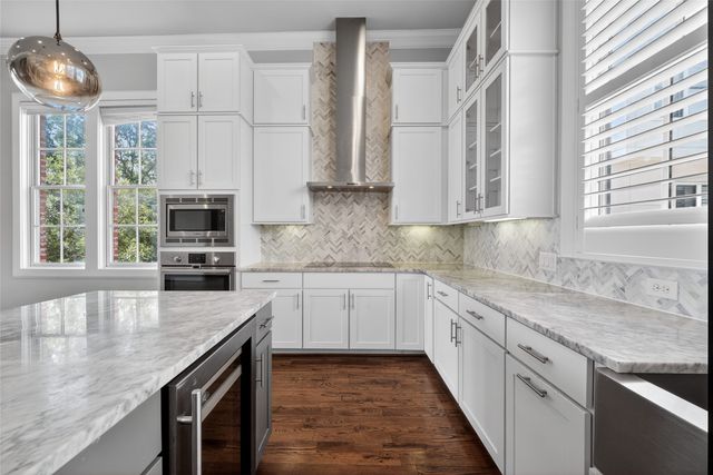 520 S Pearl Expressway S, Dallas, TX 75201