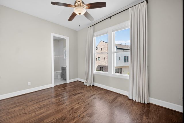 520 S Pearl Expressway S, Dallas, TX 75201