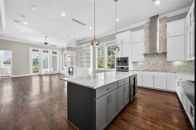 520 S Pearl Expressway S, Dallas, TX 75201