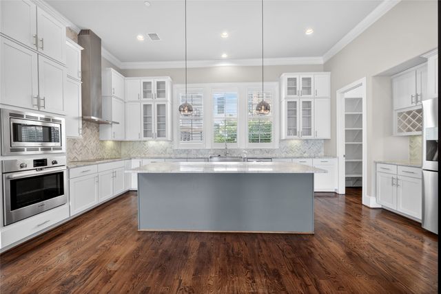 520 S Pearl Expressway S, Dallas, TX 75201