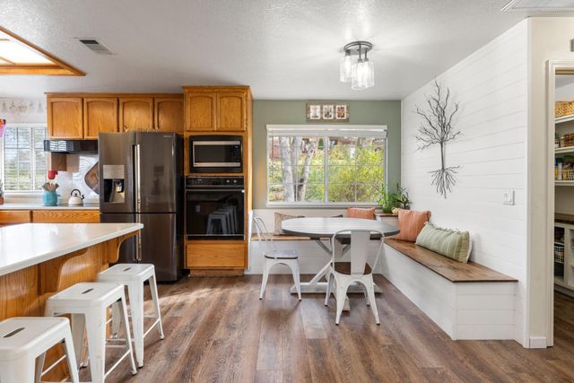 3788 Hillsborough Rd, Cameron Park, CA 95682