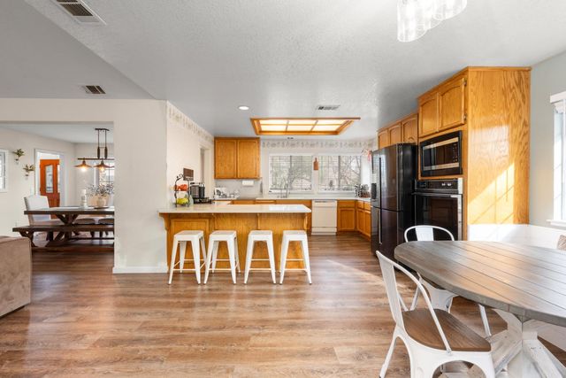 3788 Hillsborough Rd, Cameron Park, CA 95682