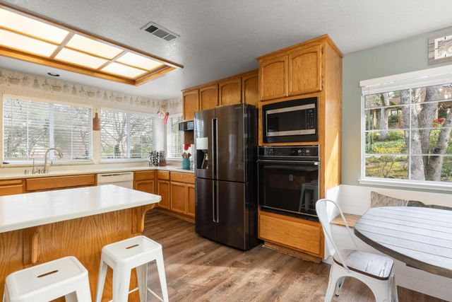 3788 Hillsborough Rd, Cameron Park, CA 95682