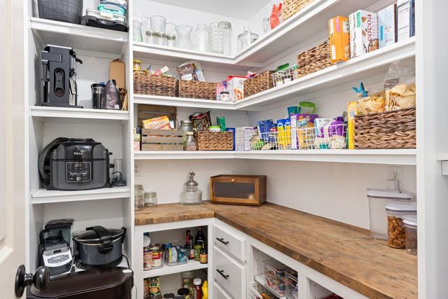 3788 Hillsborough Rd, Cameron Park, CA 95682