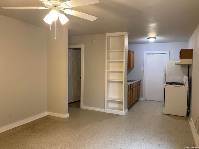 3032 Weir, San Antonio, TX 78226