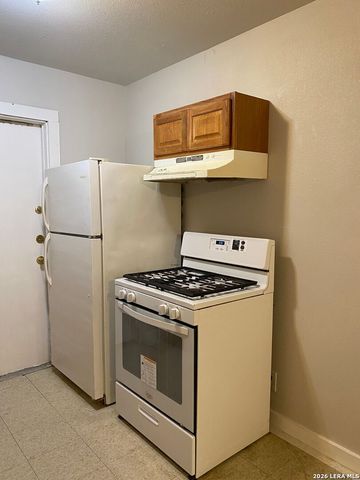 3032 Weir, San Antonio, TX 78226