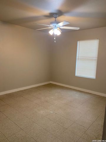 3032 Weir, San Antonio, TX 78226