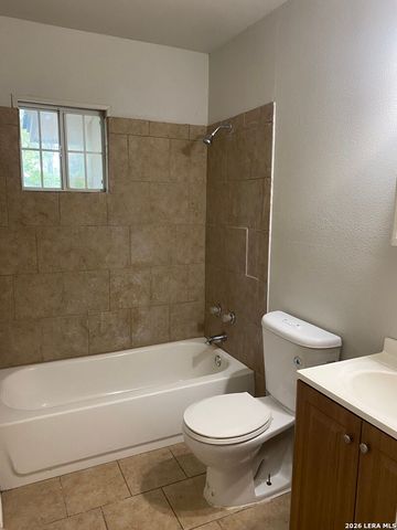 3032 Weir, San Antonio, TX 78226
