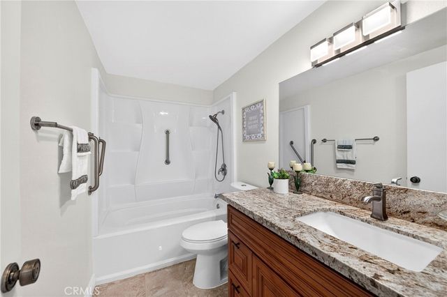 15920 Alta Vista Drive 2C, La Mirada, CA 90638