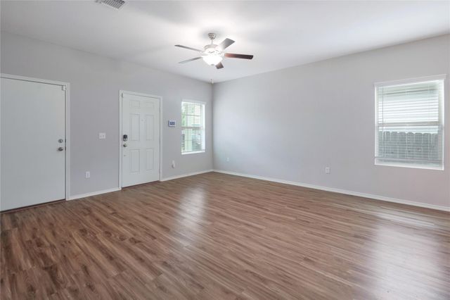 7312 Tonka LN, Austin, TX 78744