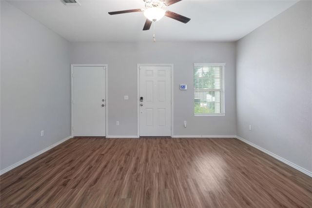 7312 Tonka LN, Austin, TX 78744