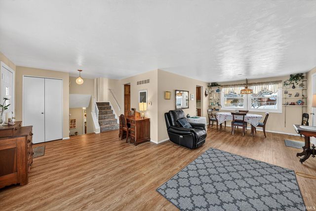 1519 Brookwood Drive, Elkhart, IN 46514