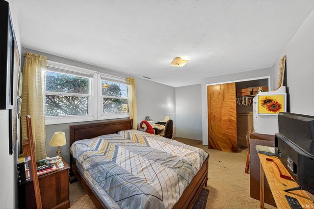 1519 Brookwood Drive, Elkhart, IN 46514