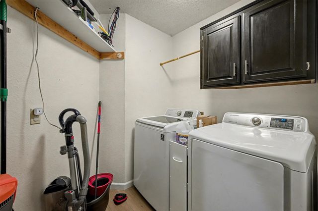 1148 Meadows Drive, Grand Prairie, TX 75052