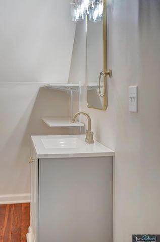 1611 Sumner Street, Lincoln, NE 68502