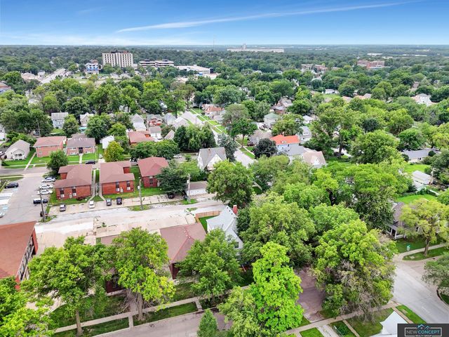 1611 Sumner Street, Lincoln, NE 68502