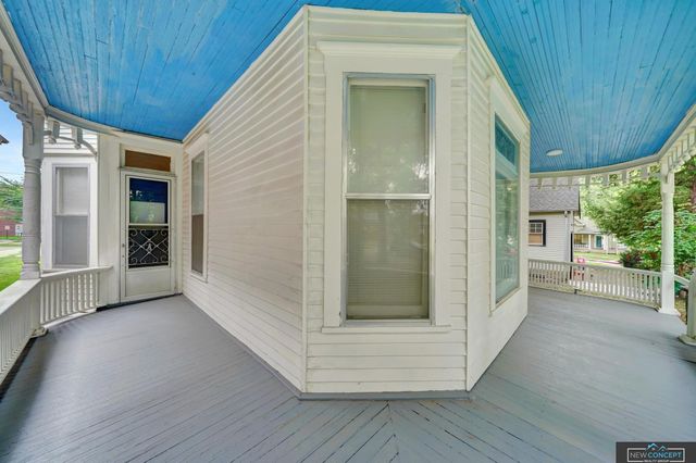 1611 Sumner Street, Lincoln, NE 68502