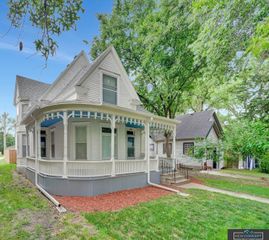 1611 Sumner Street, Lincoln, NE 68502