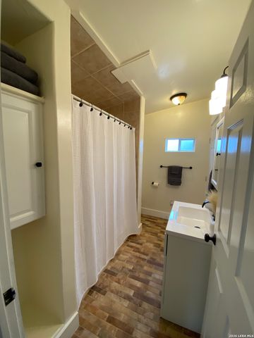 309 Brackenridge, Boerne, TX 78006