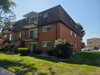 10510 Parkside Avenue 7, Chicago Ridge, IL 60415
