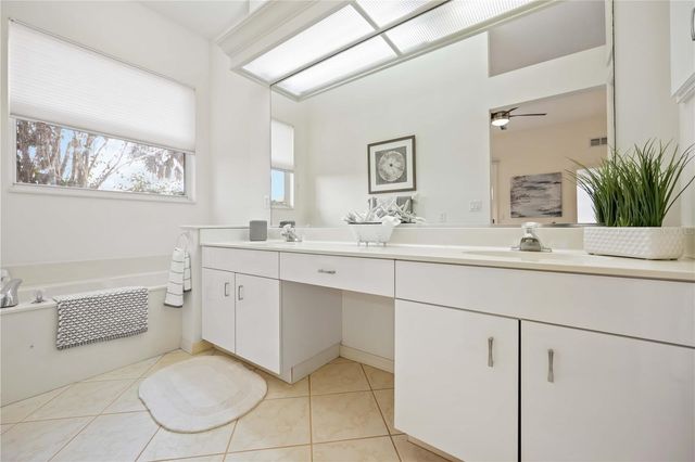 547 FALLBROOK DRIVE, Venice, FL 34292