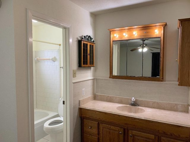 6814 Grant Drive, Richmond, TX 77469