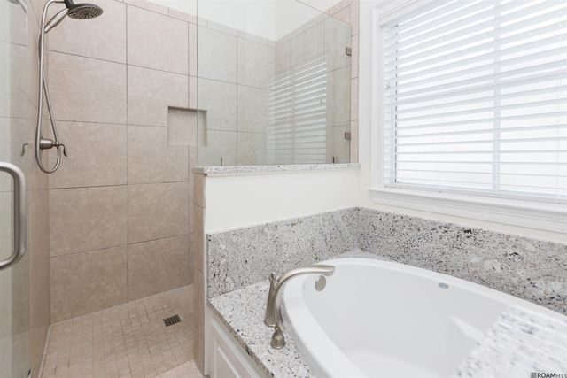 5118 Cheneau Ln, Baton Rouge, LA 70808