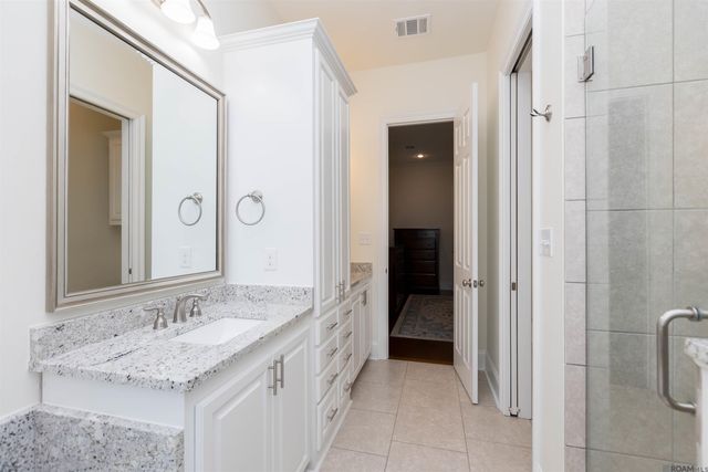 5118 Cheneau Ln, Baton Rouge, LA 70808