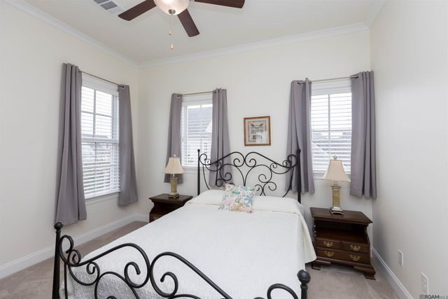 5118 Cheneau Ln, Baton Rouge, LA 70808