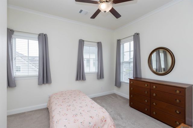 5118 Cheneau Ln, Baton Rouge, LA 70808