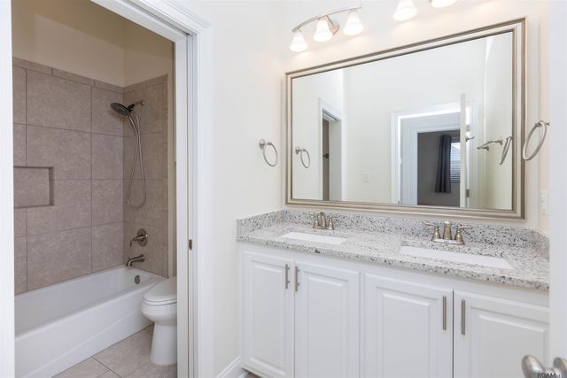 5118 Cheneau Ln, Baton Rouge, LA 70808