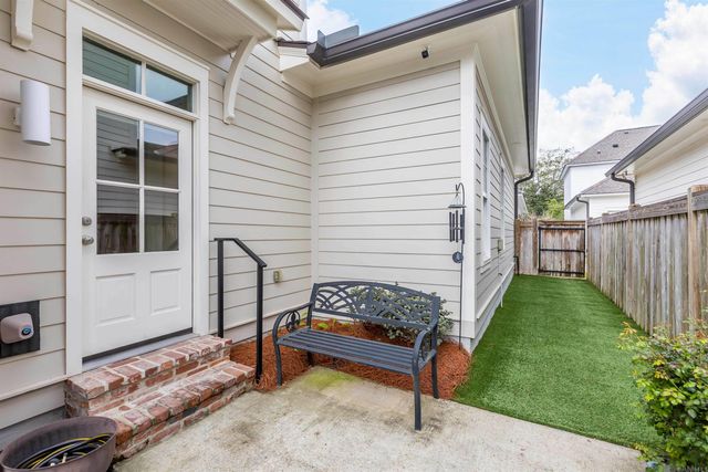 5118 Cheneau Ln, Baton Rouge, LA 70808