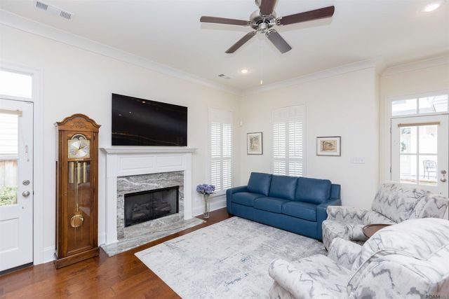 5118 Cheneau Ln, Baton Rouge, LA 70808