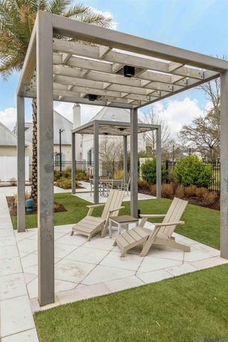 5118 Cheneau Ln, Baton Rouge, LA 70808