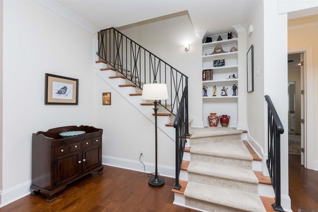 5118 Cheneau Ln, Baton Rouge, LA 70808