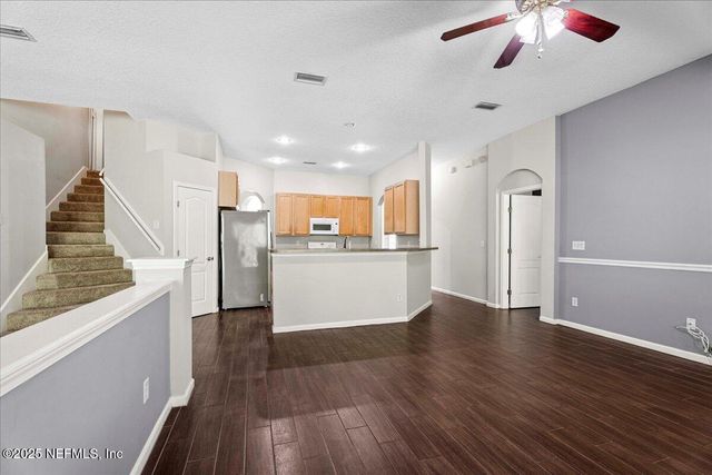8871 CANOPY OAKS Drive, Jacksonville, FL 32256