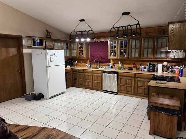 17195 C R 1263, Flint, TX 75762