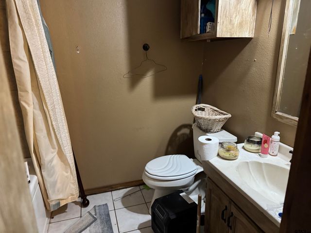 17195 C R 1263, Flint, TX 75762